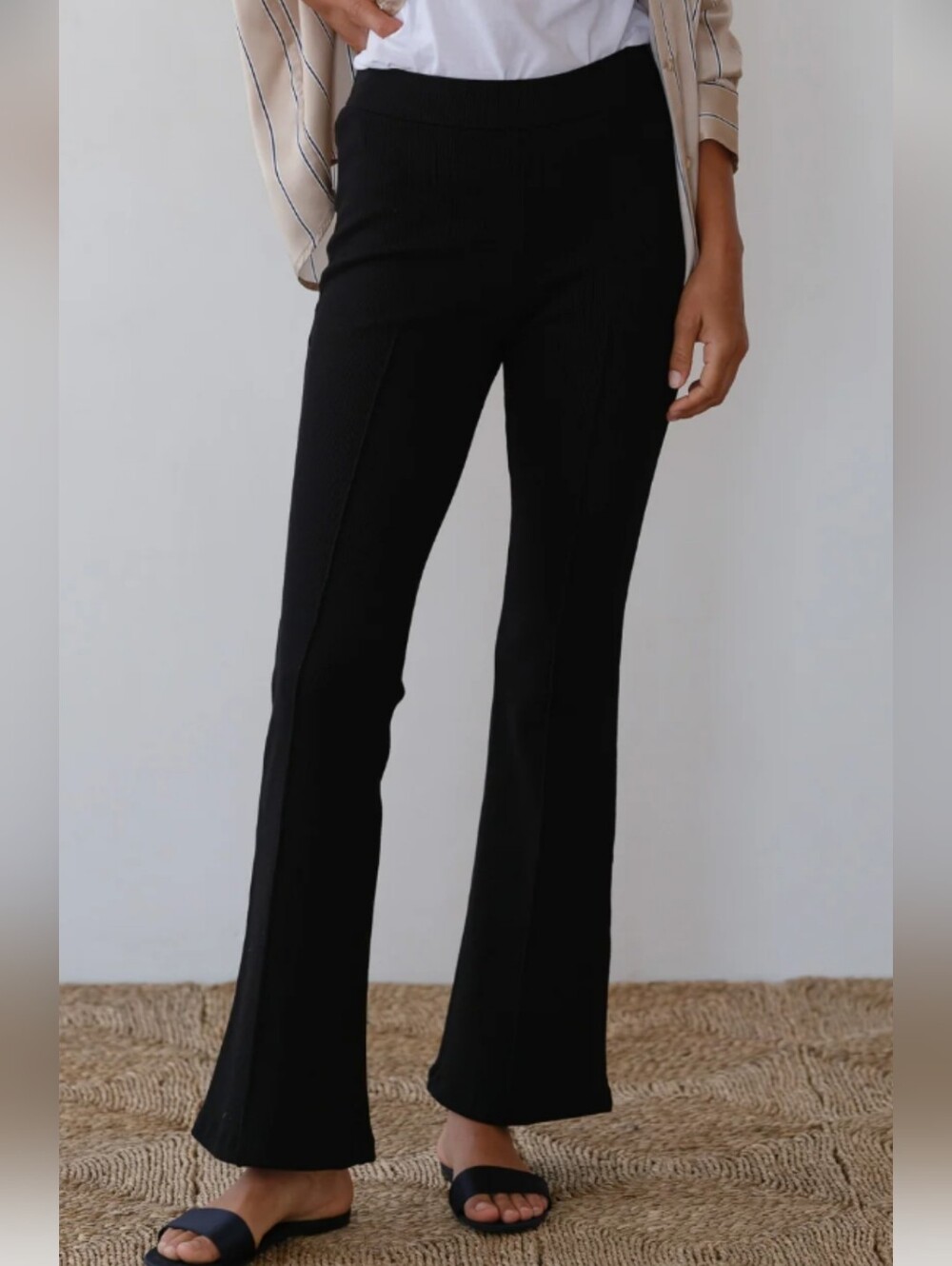 Donni. Rib Kick Flare Pant